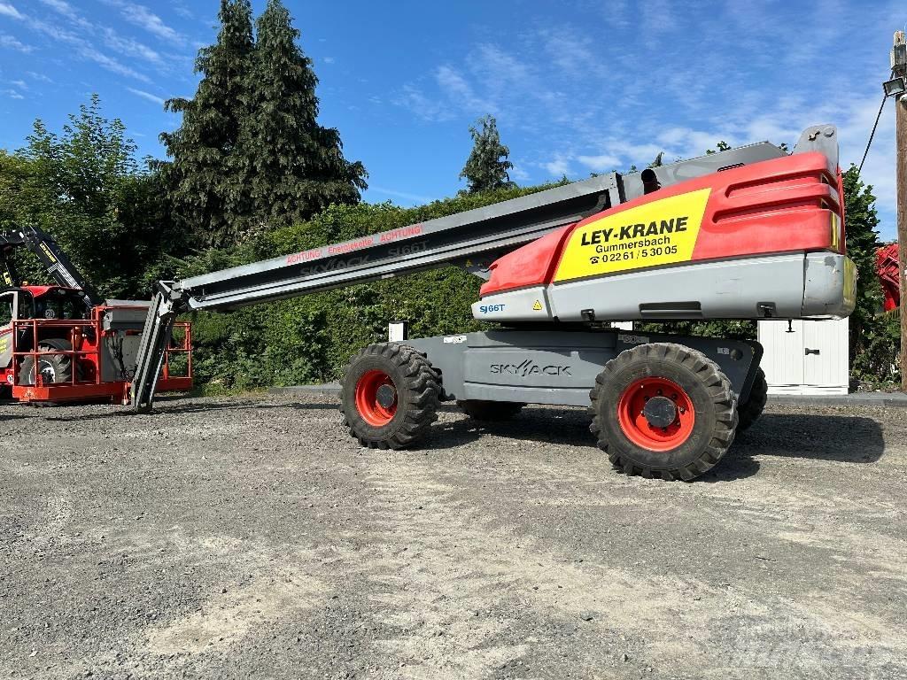 SkyJack SJ66T Gelenkteleskoparbeitsbühnen