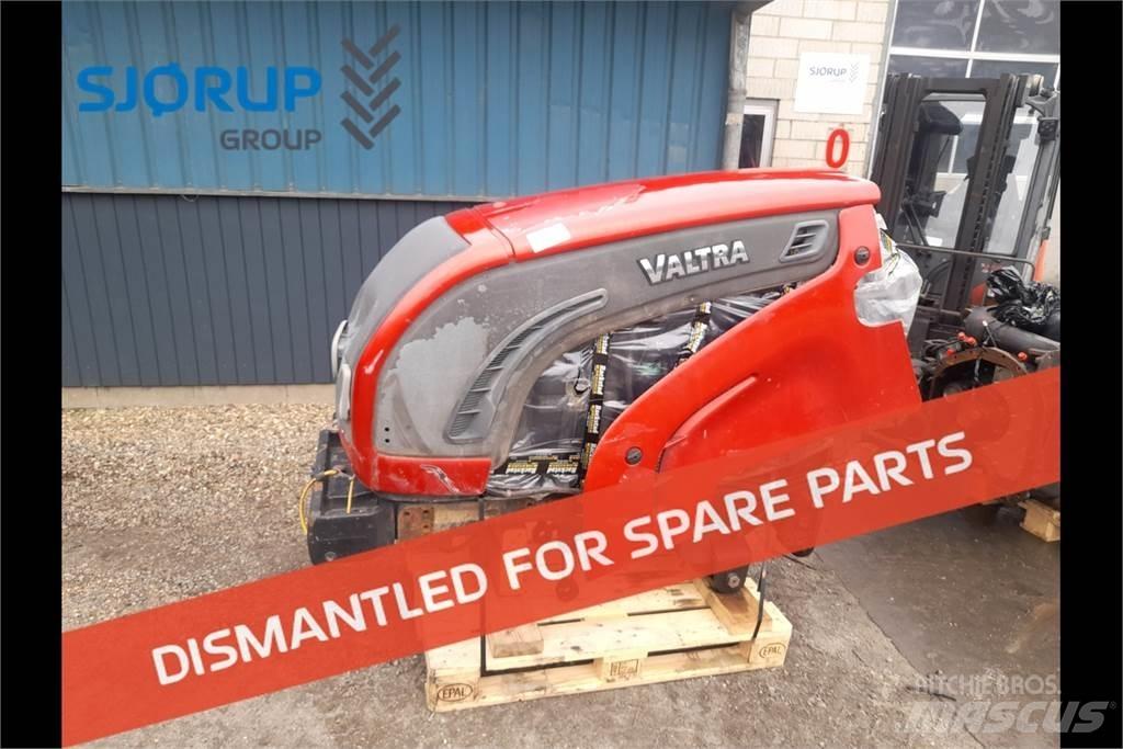 Valtra N142 Traktoren