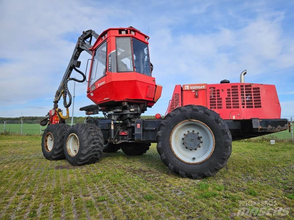 Valmetal 901 ТХ Harvester