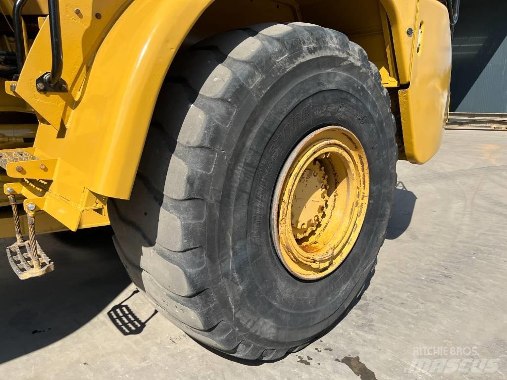 CAT 740 Water Truck Wassertanker