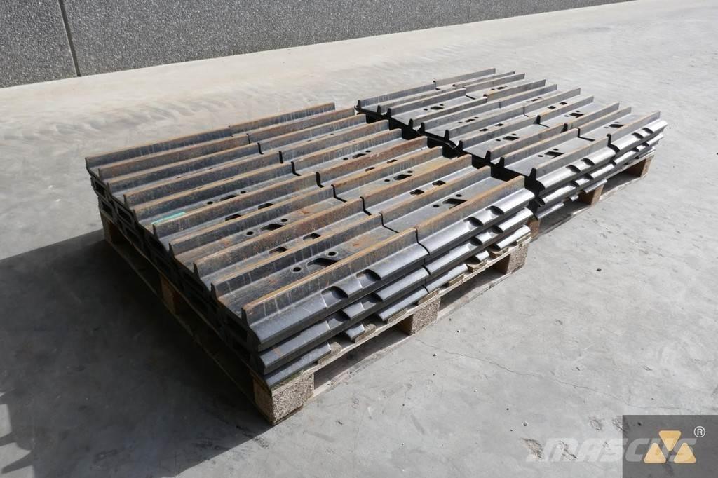 CAT 330 Trackshoes Chassis