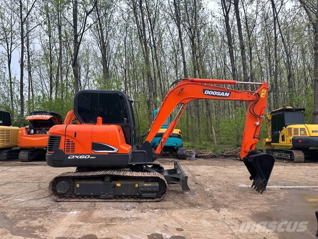 Doosan DX60 Raupenbagger