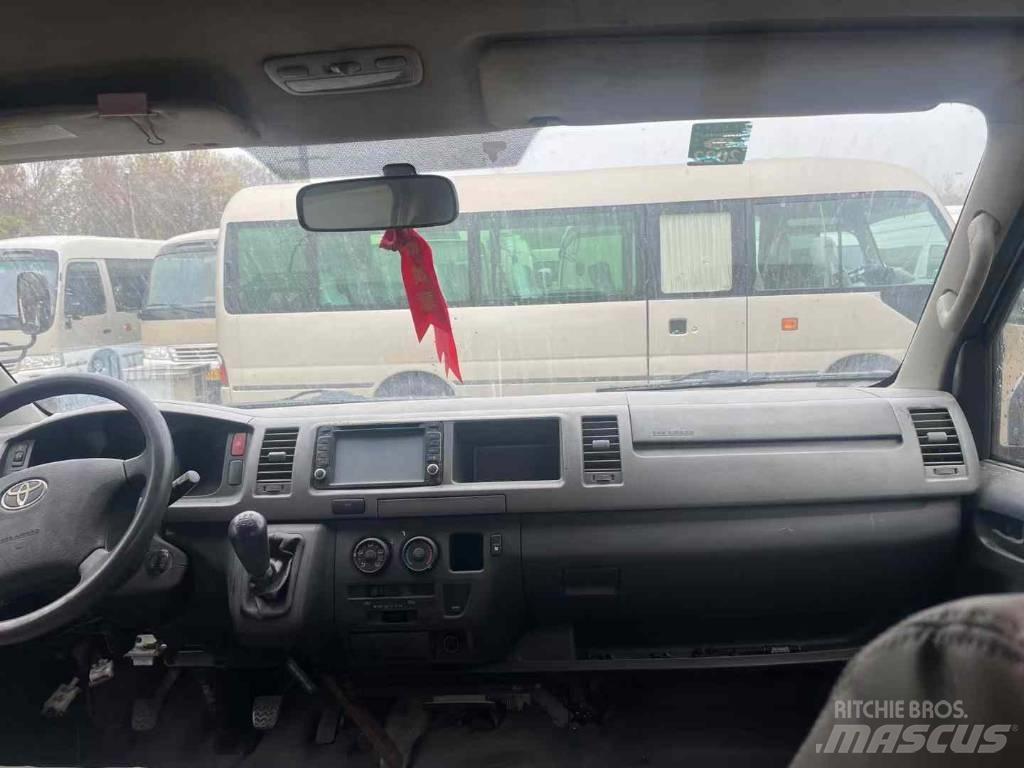 Toyota Hiace Überlandbusse
