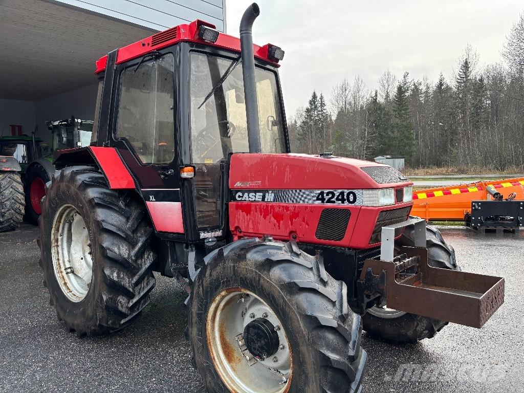Case IH 4240-4 XL Traktoren