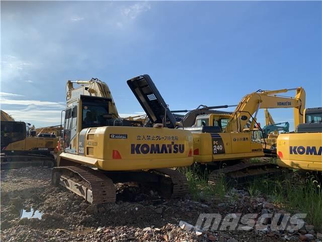 Komatsu PC 220-8 Raupenbagger