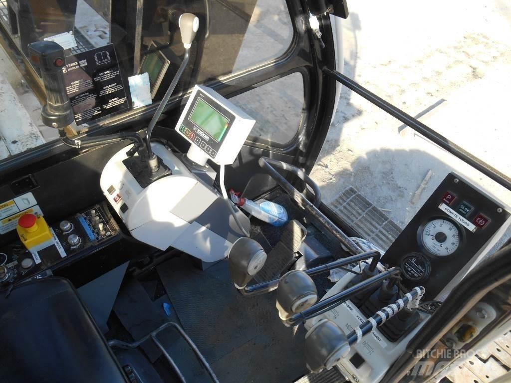 Terex HC 110 Raupenkrane