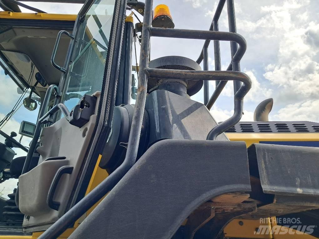Komatsu WA480-8 Radlader