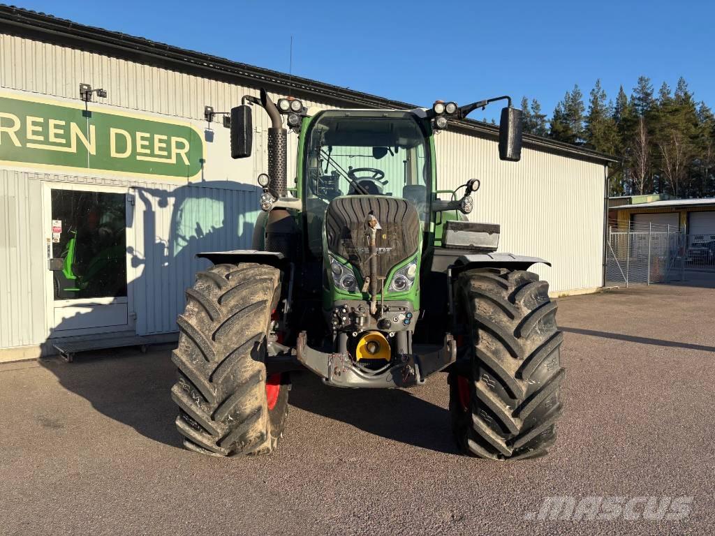 Fendt 724 Vario TMS Traktoren