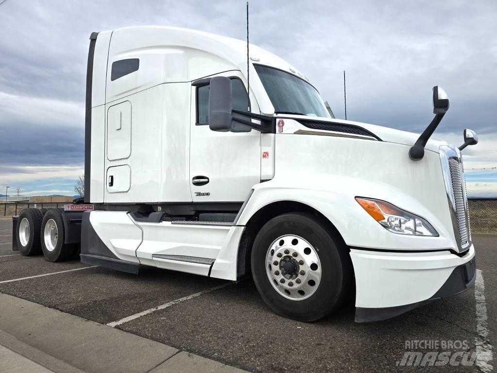 Kenworth T 680 Sattelzugmaschinen
