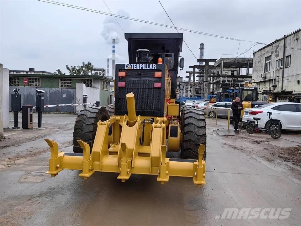 CAT 140H Grader