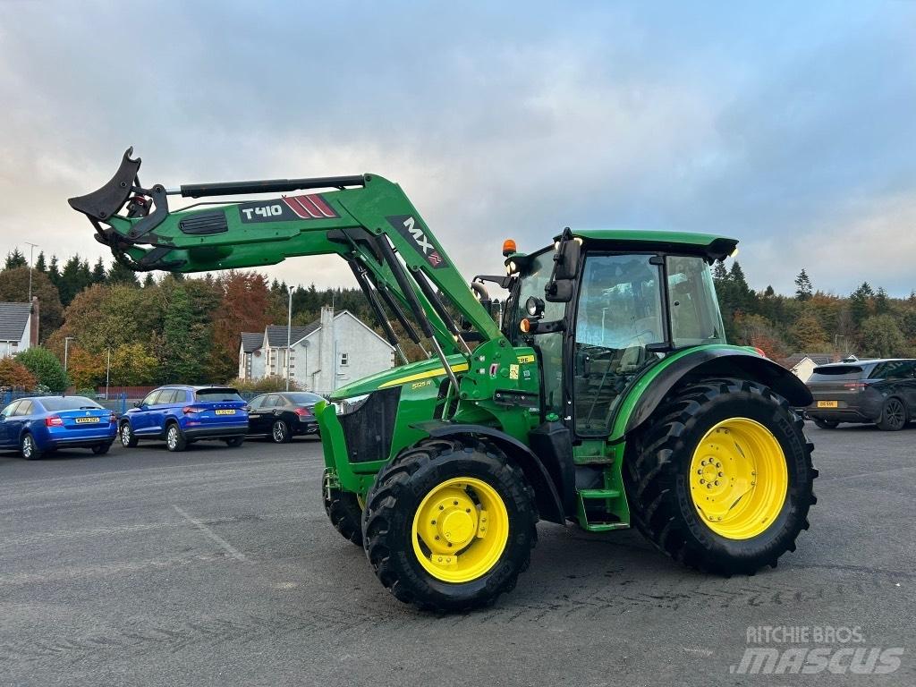John Deere 5125 R Traktoren