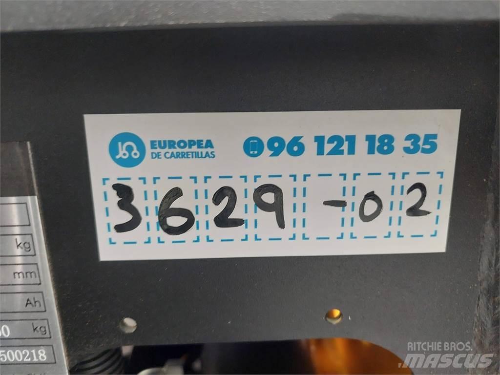  EFL253 Elektrische heftrucks