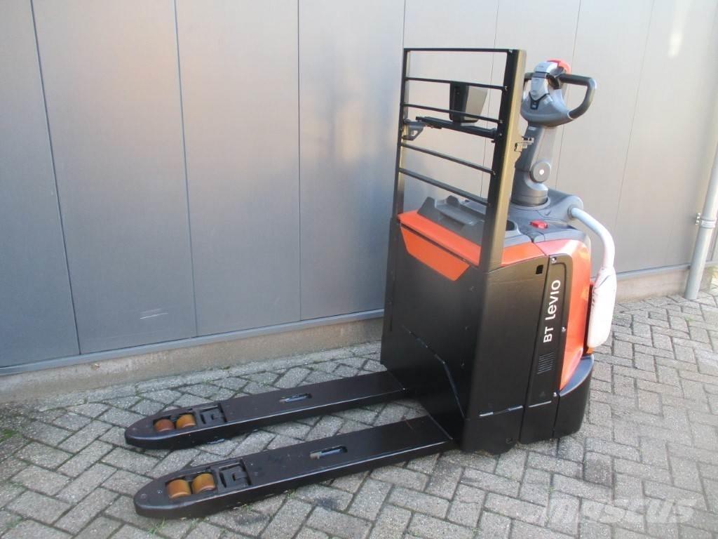 Toyota LPE 200 Gabelstapler mit Fahrerstand