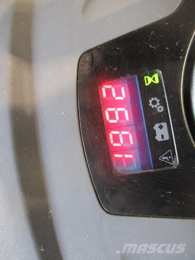 Toyota LPE200 Gabelstapler mit Fahrerstand