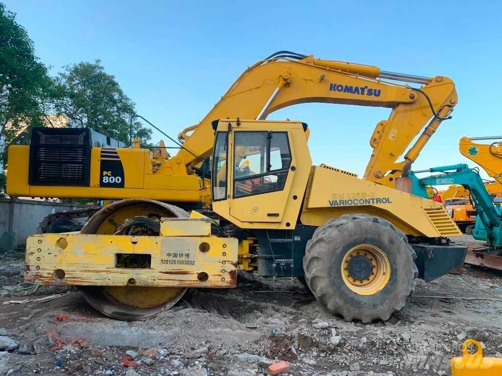 Bomag BW 225 D-3 Tandemwalzen