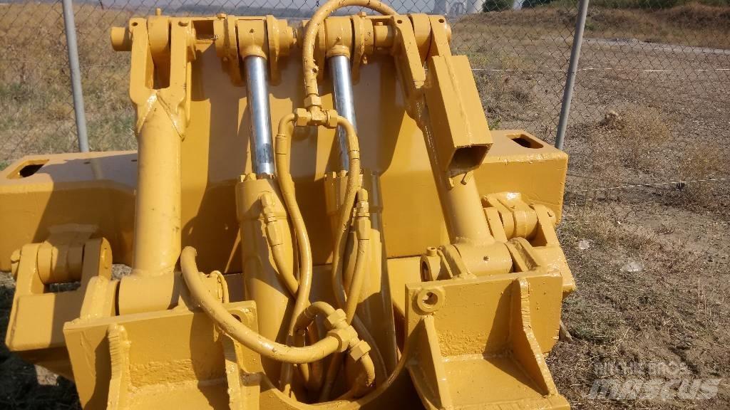 CAT D 6 Chassis