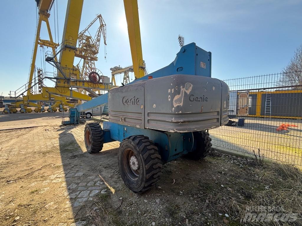 Genie S-85 Teleskopbühnen