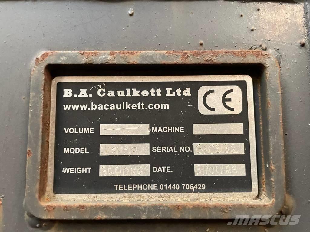 Volvo L 120 H Schaufeln