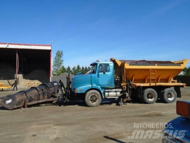Western Star 5800 Schneeschilde und -pflüge