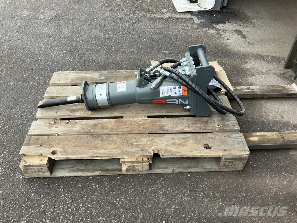 Montabert NE8 Hammer / Brecher