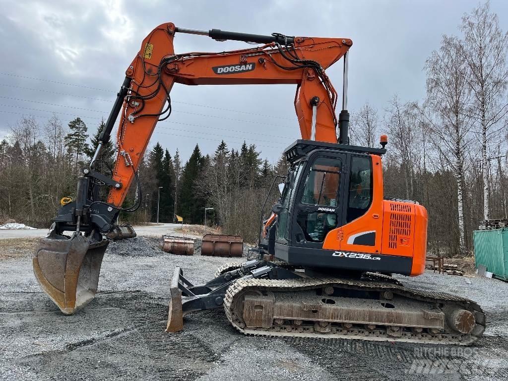 Doosan DX 235 LCR-5 Raupenbagger