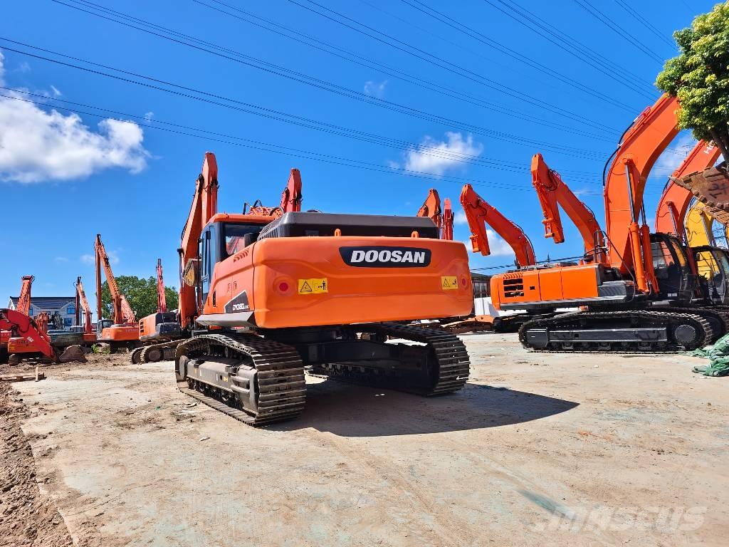 Doosan DX 380 LC Raupenbagger