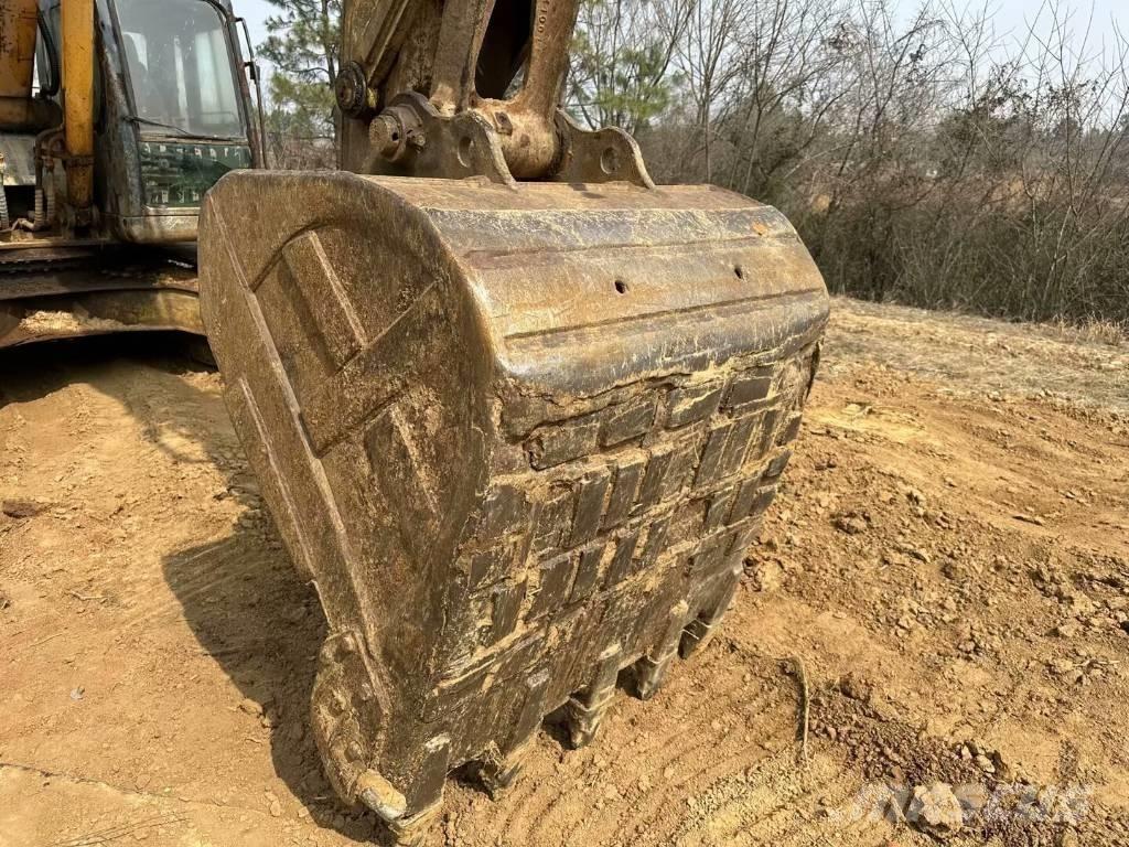 Hyundai 305LC-7 Raupenbagger