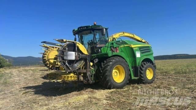 John Deere 8600 Selbstfahrende Häcksler