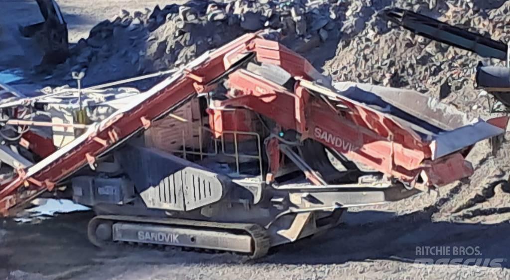 Sandvik QH 332 DDHS Mobile Brecher