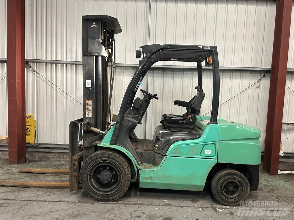 Mitsubishi FD35NT Diesel heftrucks