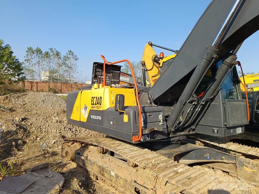 Volvo EC 240 Raupenbagger