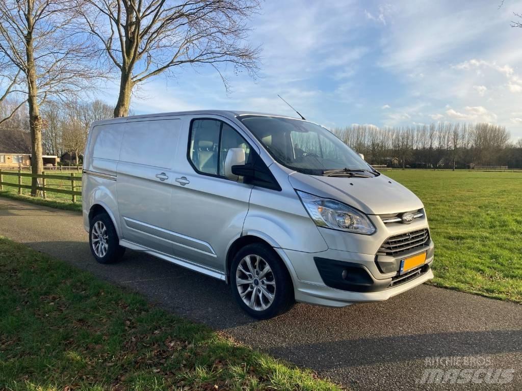 Ford Transit Lieferwagen