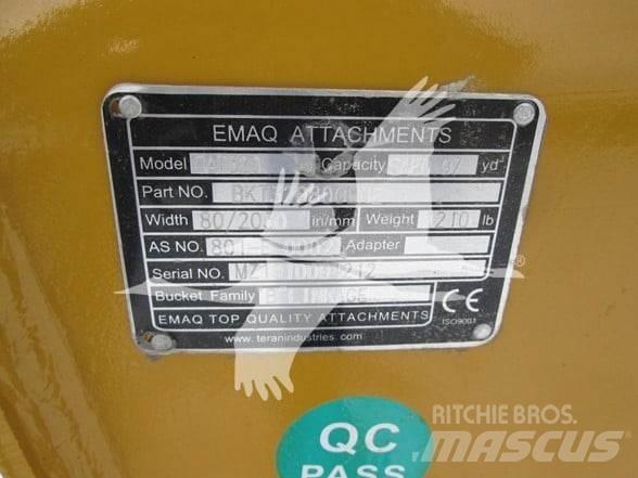 Emaq CAT 320 Schaufeln