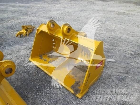Teran CAT320 Schaufeln