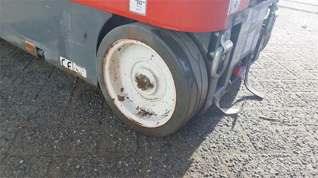 SkyJack SJ12 Andere Arbeitsbühnen