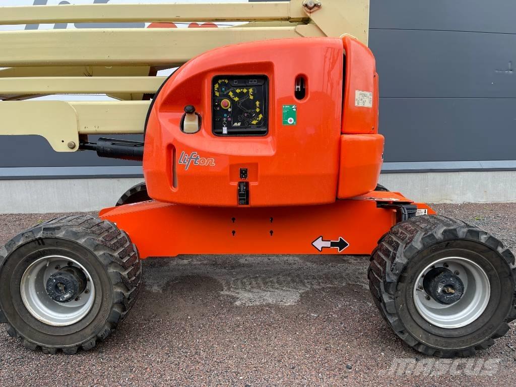 JLG 450 AJ Bomlift Anhänger-Arbeitsbühnen