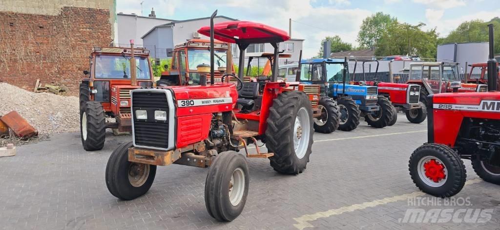 Massey Ferguson 390 Traktoren