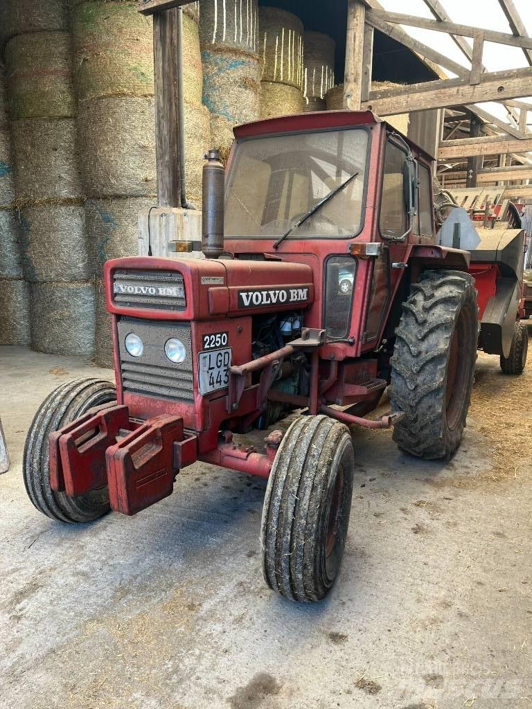 Volvo BM 2250 Traktoren