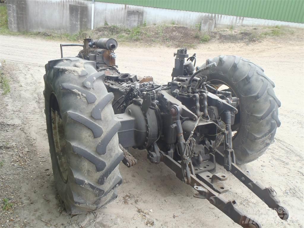 Valtra 8550 Traktoren