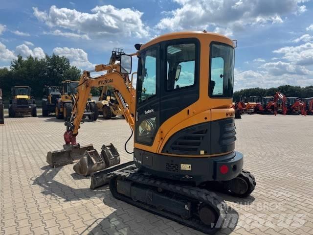 Hyundai R25Z-9 AK Minibagger < 7t