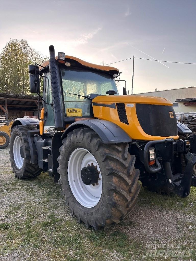 JCB Fastrac 3200 Traktoren