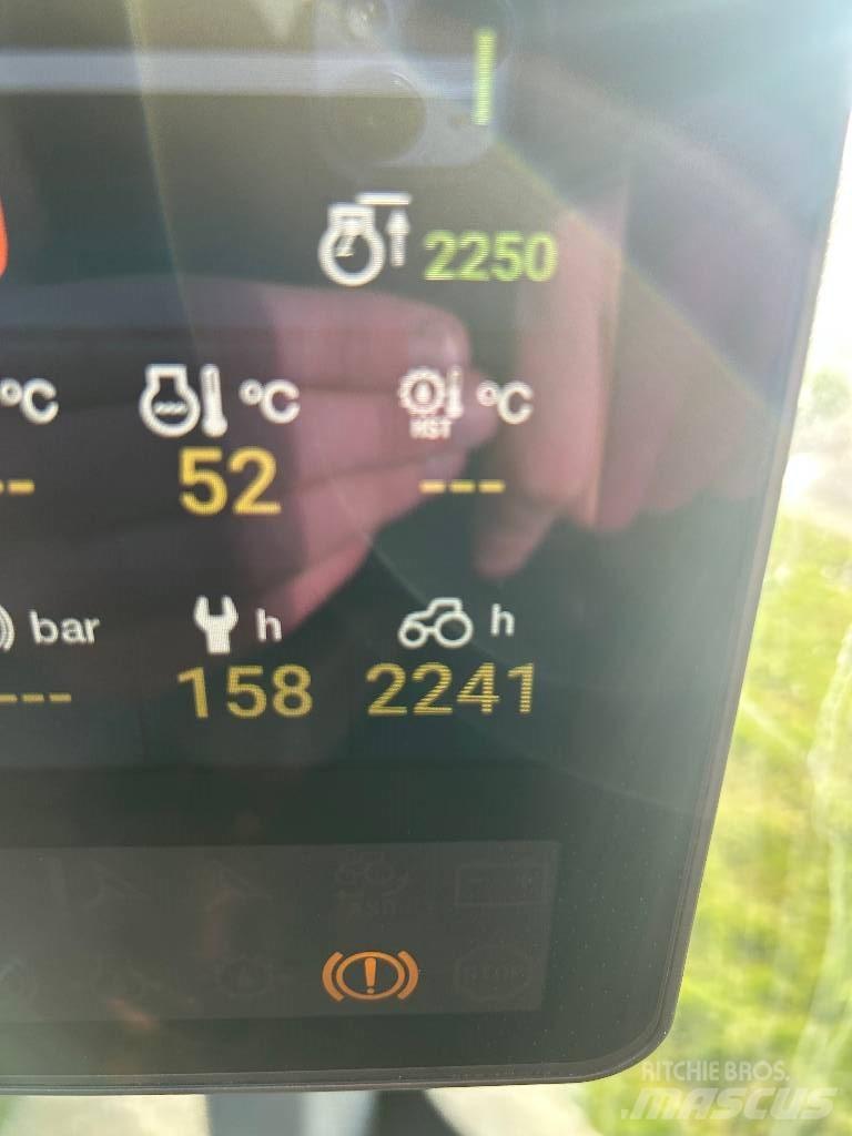 Valtra T235 Traktoren