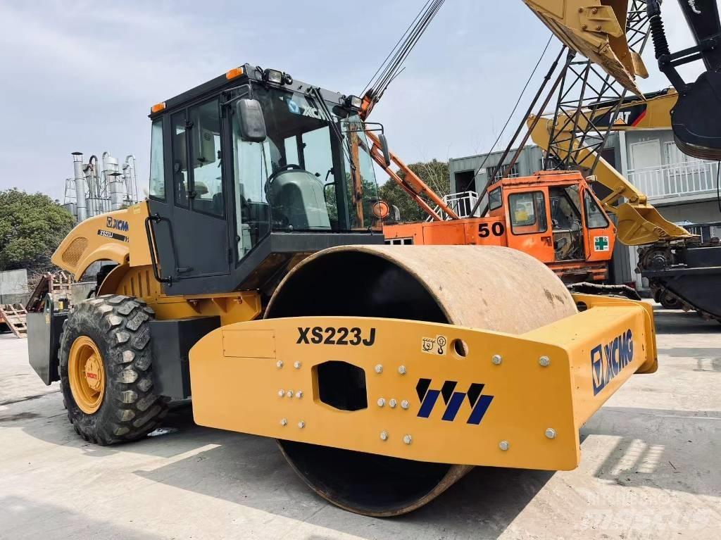 XCMG XS 223 J Walzenzüge