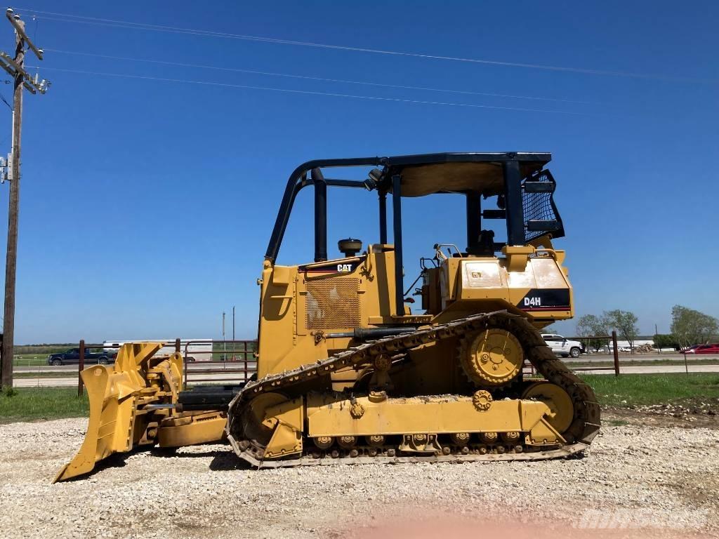 CAT Bulldozer D4H Bulldozer