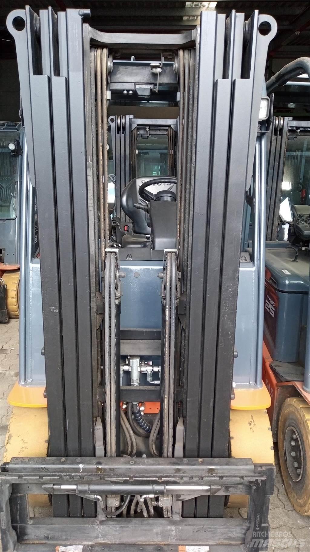 Toyota 8FBMKT25 Elektrische heftrucks
