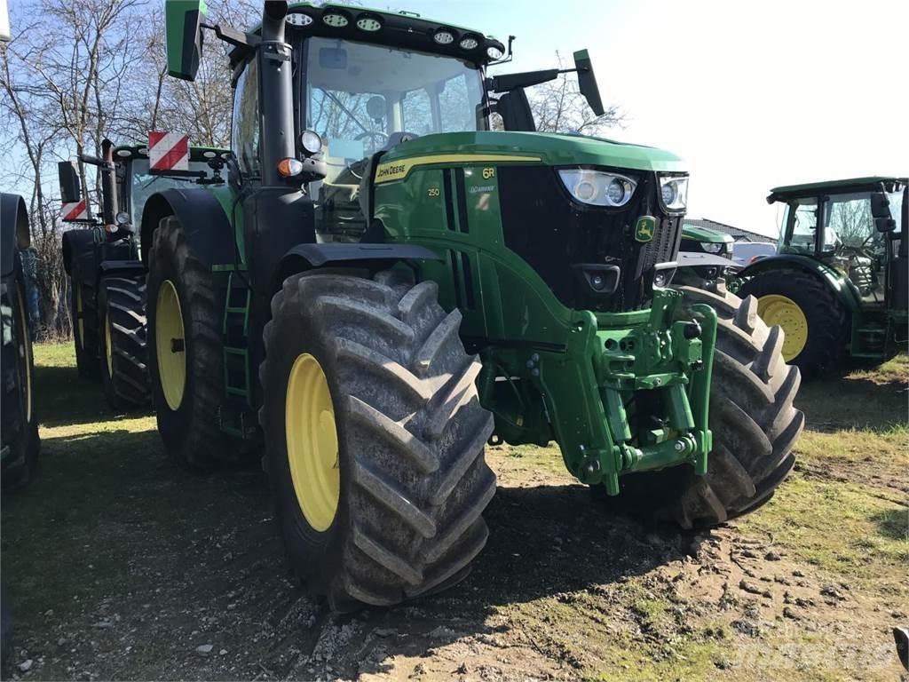 John Deere 6R 250 Traktoren