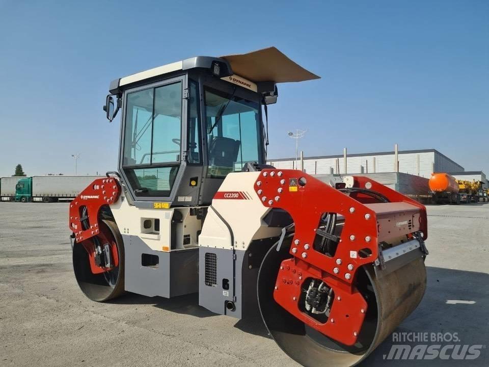 Dynapac CC2200 Tandemwalzen