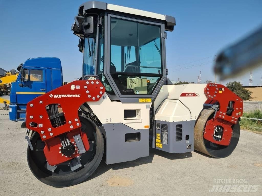 Dynapac CC2200 Tandemwalzen