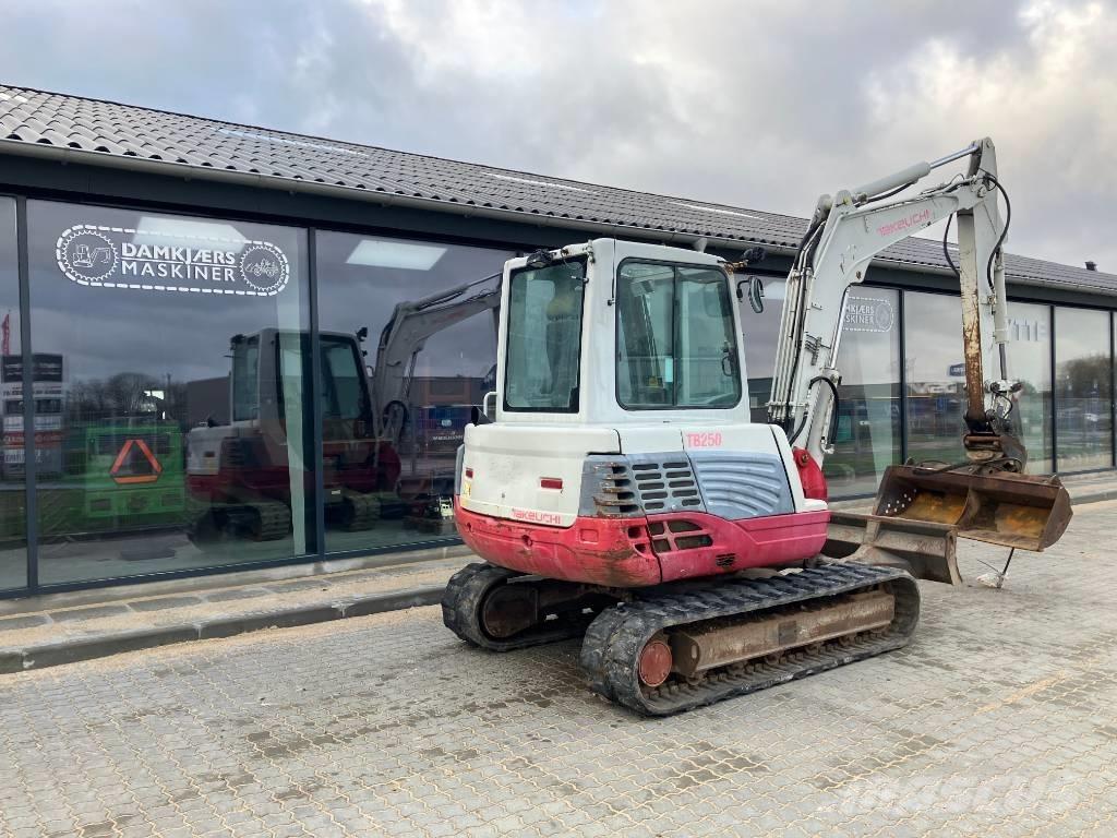 Takeuchi TB 250 Raupenbagger