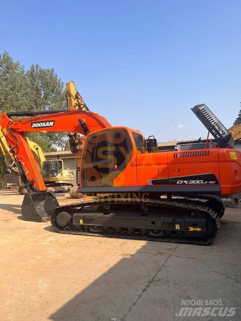 Doosan DX300LC-9C Raupenbagger
